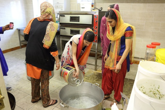 sikh, vaisakhi, gurdwara, indian, derby news, normanton